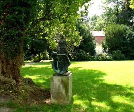 Hotel Garni Graf Von Oberg Lahstedt Buitenkant foto