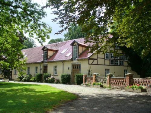 Hotel Garni Graf Von Oberg Lahstedt Buitenkant foto